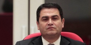 Video: Periodista deja en ridículo declaraciones de Juan Orlando Hernández