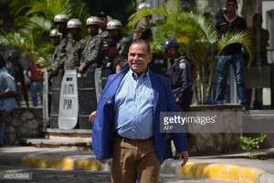 Suspenden audiencia contra el periodista David Romero