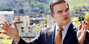 Yani Rosenthal le pide al gobierno reconsiderar las acciones contra Continental