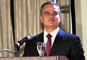 Yani Rosenthal en espera de ser presentado a juzgados en Nueva York