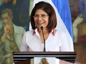 Fiscalía defensora de la Constitución guarda silencio ante Nepotismo