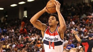 Disparan a un ex jugador de la NBA en una pierna