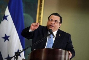 Gobierno pretende influenciar en movimiento de Los Indignados