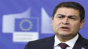 Hernández se solidariza por asesinato de policías en Dallas