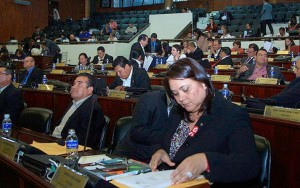 Diputados Liberales entregarían la CSJ a Juan Orlando Hernández