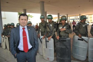 “Votar en secreto es una falta de respeto al pueblo hondureño”