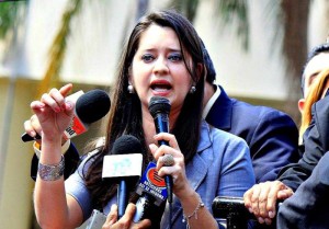 “No me prestaré al juego del PN, mi voto para la CSJ será público”