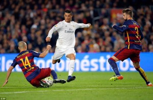 Real Madrid gana en Barcelona y rompe su racha invicta