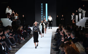 Hernández alquiló lujoso jet para viajar a Cumbre de Moda en Copenhague