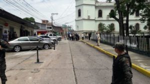 “Frente Patriótico” pide al Estado Mayor defender la Constitución