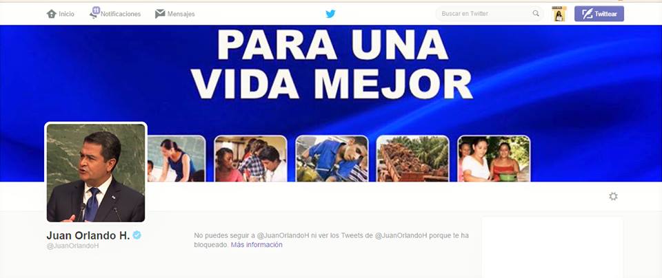 La foto que muestra que el presidente Hernández tiene bloqueada a Laura Zuniga