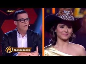 La hondureña Katheryn Banegas esta en la gran final de La Academia