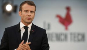 Giro de Macron: cede ante protestas del pueblo francés