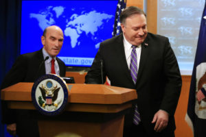 Pompeo nombra a un ex convicto para manejar el tema de Venezuela