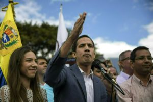Trump reitera “fuerte apoyo” a Guaidó