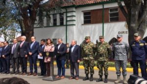 Colombia rompe diálogo con el Ejercito de Liberación Nacional tras el atentado