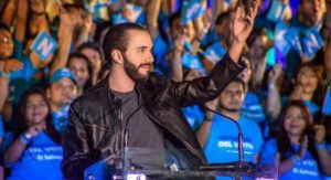 Nayib Bukele pide a Sanchez Cerén vetar privatización del agua en El Salvador
