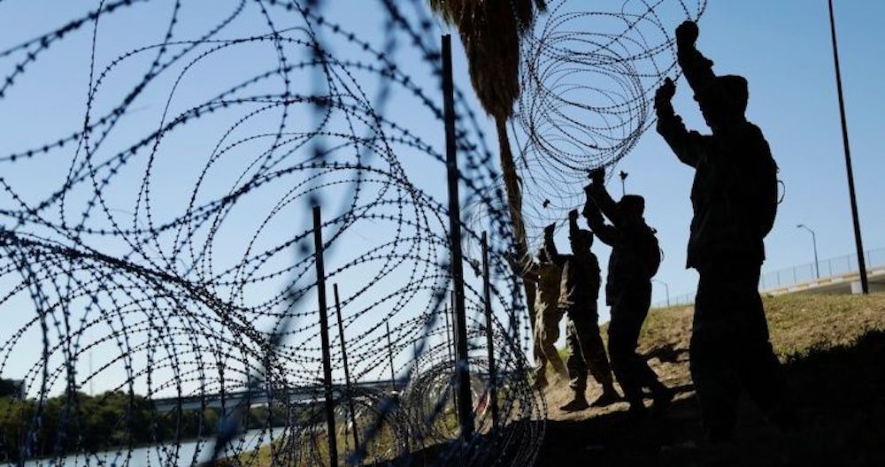 Vuelven a suspender la polémica Ley de Inmigración de Texas en menos de ocho horas
