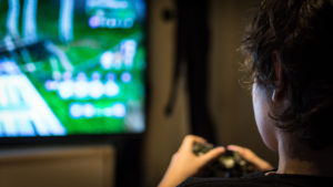 Niño le dispara a su padre por haberle quitado su videojuego