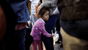 EEUU implementa nuevas separaciones familiares en la frontera