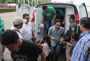 Rescatan 45 inmigrantes hondureños secuestrados en México