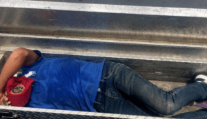 Inmigrante hondureño intentó llegar a EEUU en una caja de herramientas