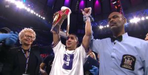 Saluden al primer hondureño campeón mundial del boxeo, Teofimo López