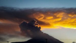 México: Volcán Popocatépetl registra dos explosiones