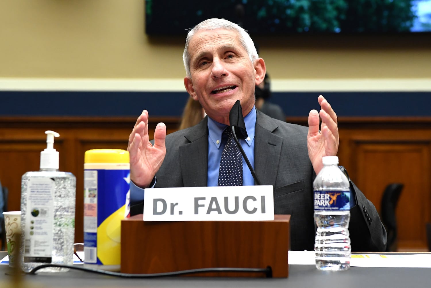 Anthony Fauci, manejo de la pandemia