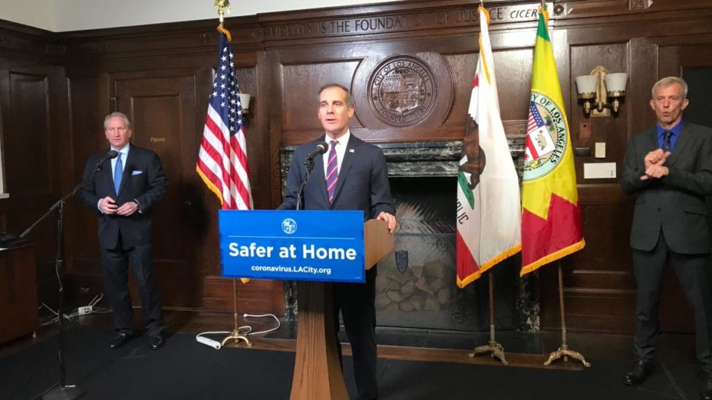 El alcalde de Los Ángeles, Eric Garcetti,