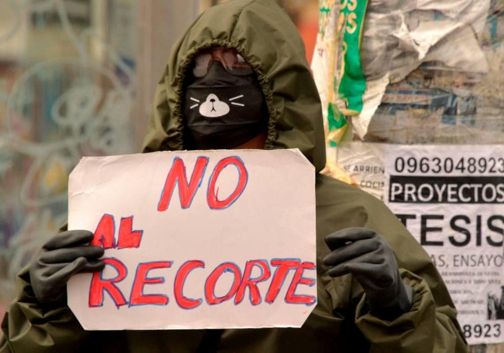 Universitarios en contra de los recortes al presupuesto