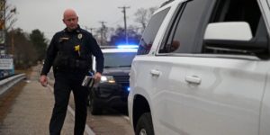 Tu iPhone registrará cuando la policía te detenga si se lo pides a Siri