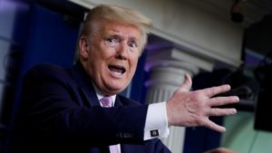 Campaña de Trump presenta demanda electoral en un tribunal equivocado