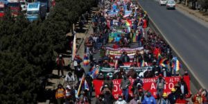 Bolivia: ciudadanos protestan contra la postergación de elecciones