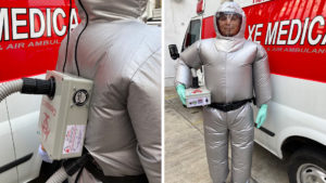 México: Crean un traje inflable para los paramédicos que luchan contra el Covid-19