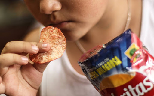 Tabasco prohíbe la comida ‘chatarra’ a menores de edad