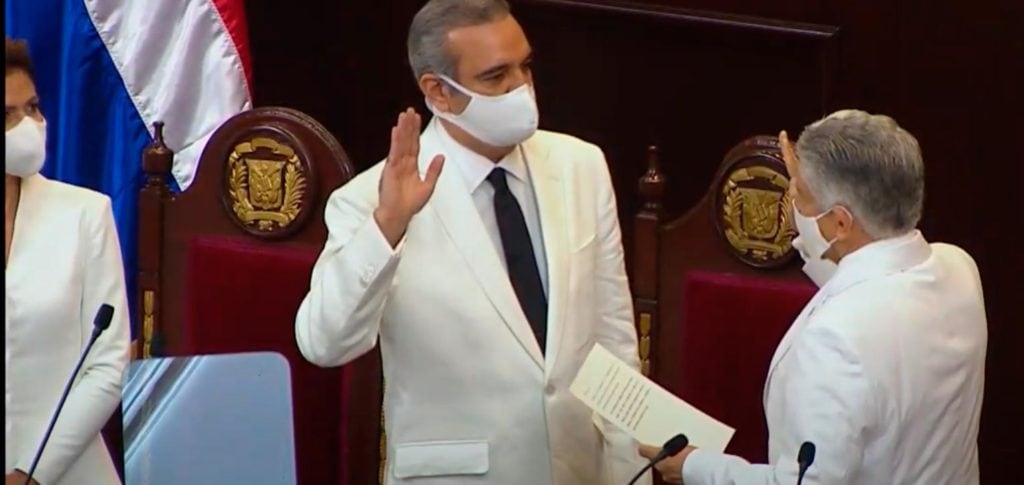 Luis Abinader asume como presidente de República Dominicana