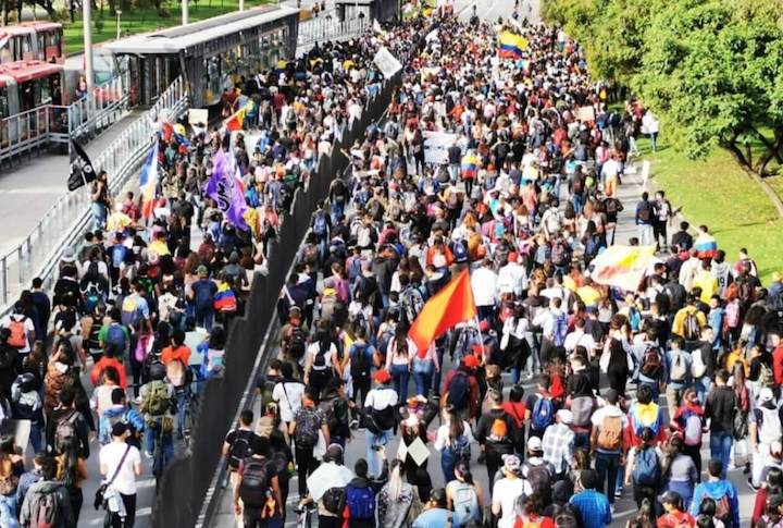 Colombia en paro nacional en contra de la brutalidad policiall.
