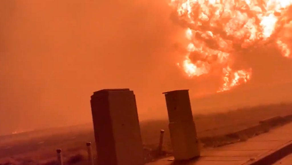 La enorme bola de fuego que abraza Oregón.