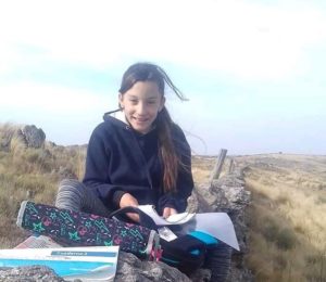 Niña de 11 años caminaba 3 kilómetros para hacer su tarea