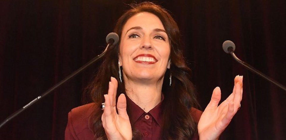 Nueva Zelanda vence al coronavirus otra vez, Jacinda Ardern