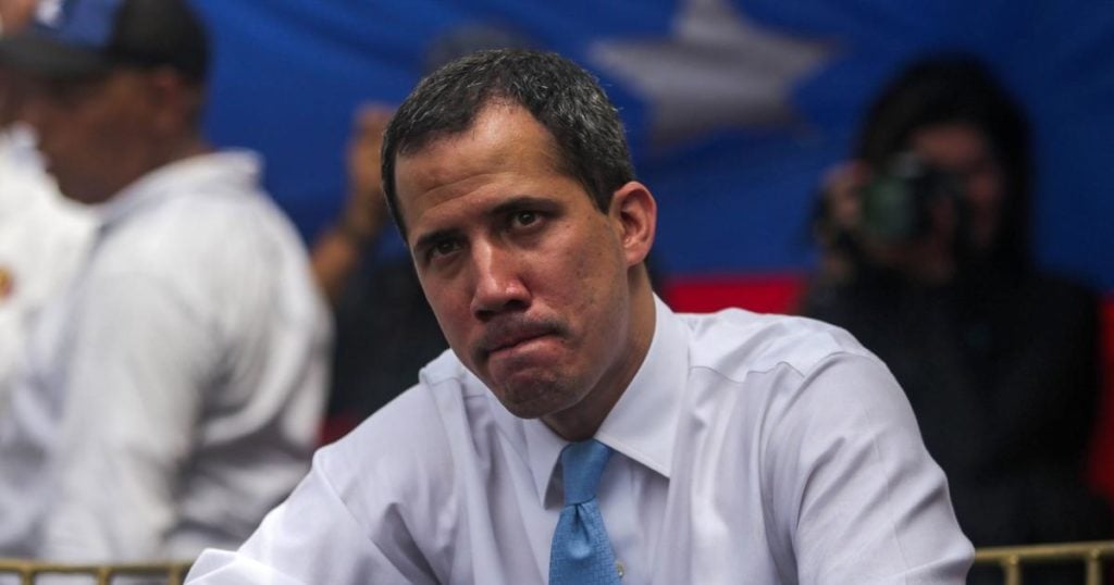 Juan Guaidó ‘se queda’ sin el oro otorgado por Reino Unido