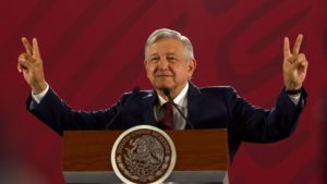‘Marcha del millón’ es convocada para apoyar a AMLO