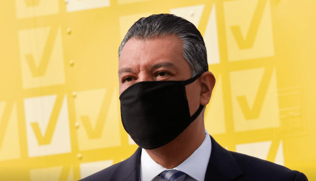 Primer latino hijo de inmigrantes se convertirá en senador por California