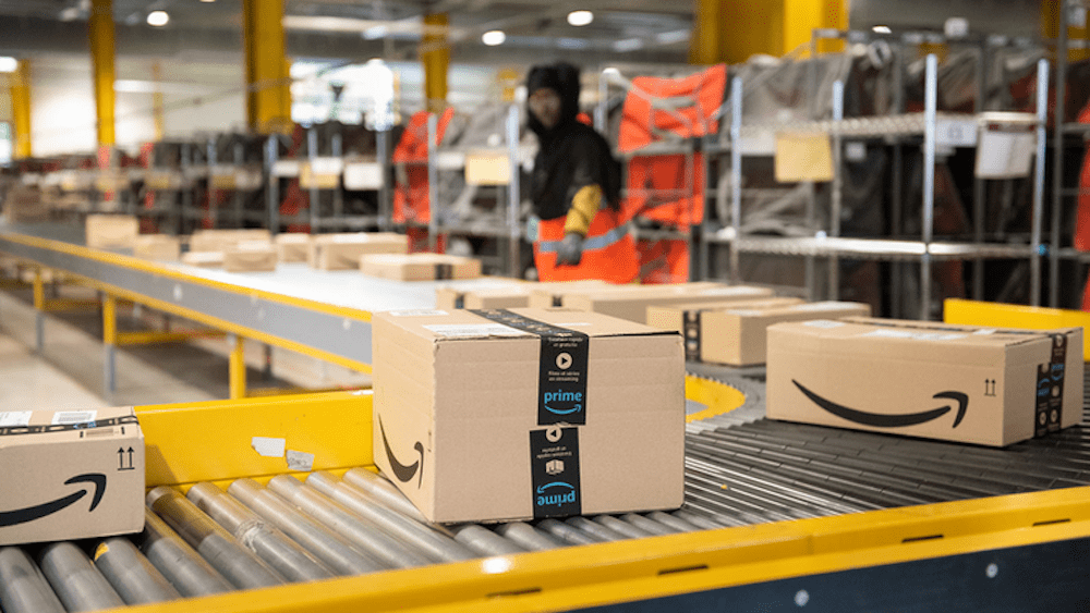 Amazon y Administración Biden para la distribución de la vacuna