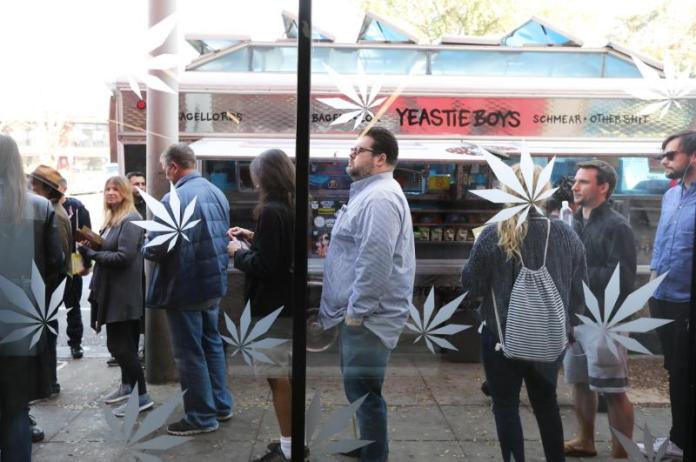 becas de marihuana