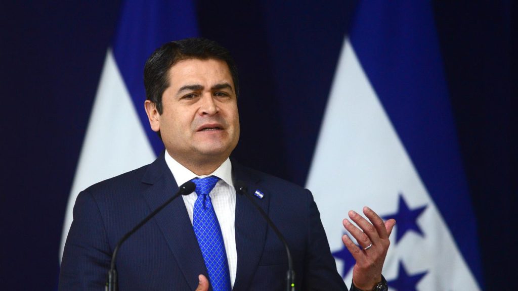 Presidente de Honduras es mencionado en juicio contra narcotraficante