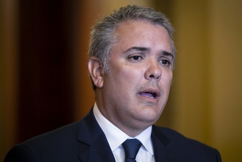 Iván Duque vivir como un campesino