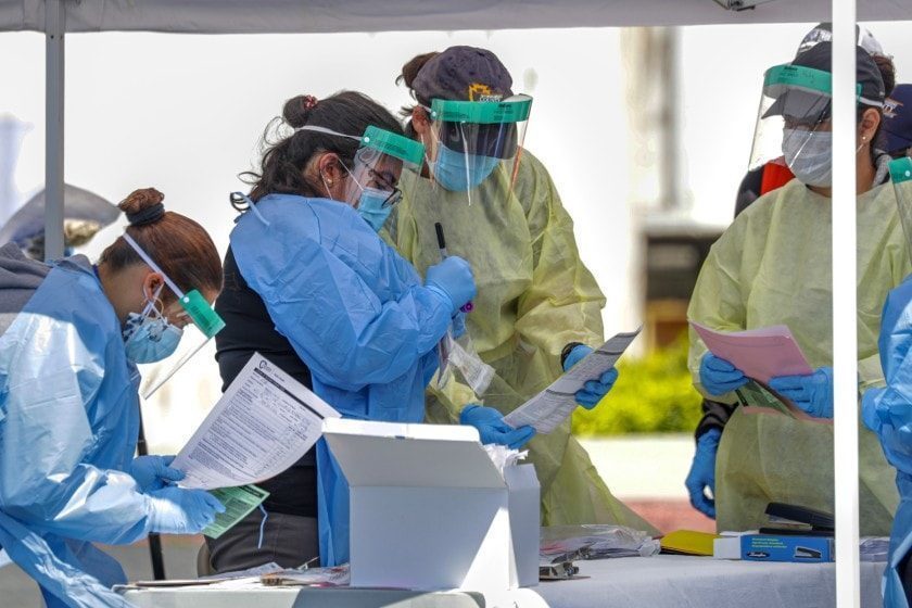 jóvenes y niños coronavirus