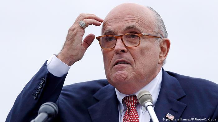 RUDY GIULIANI, agentes federales